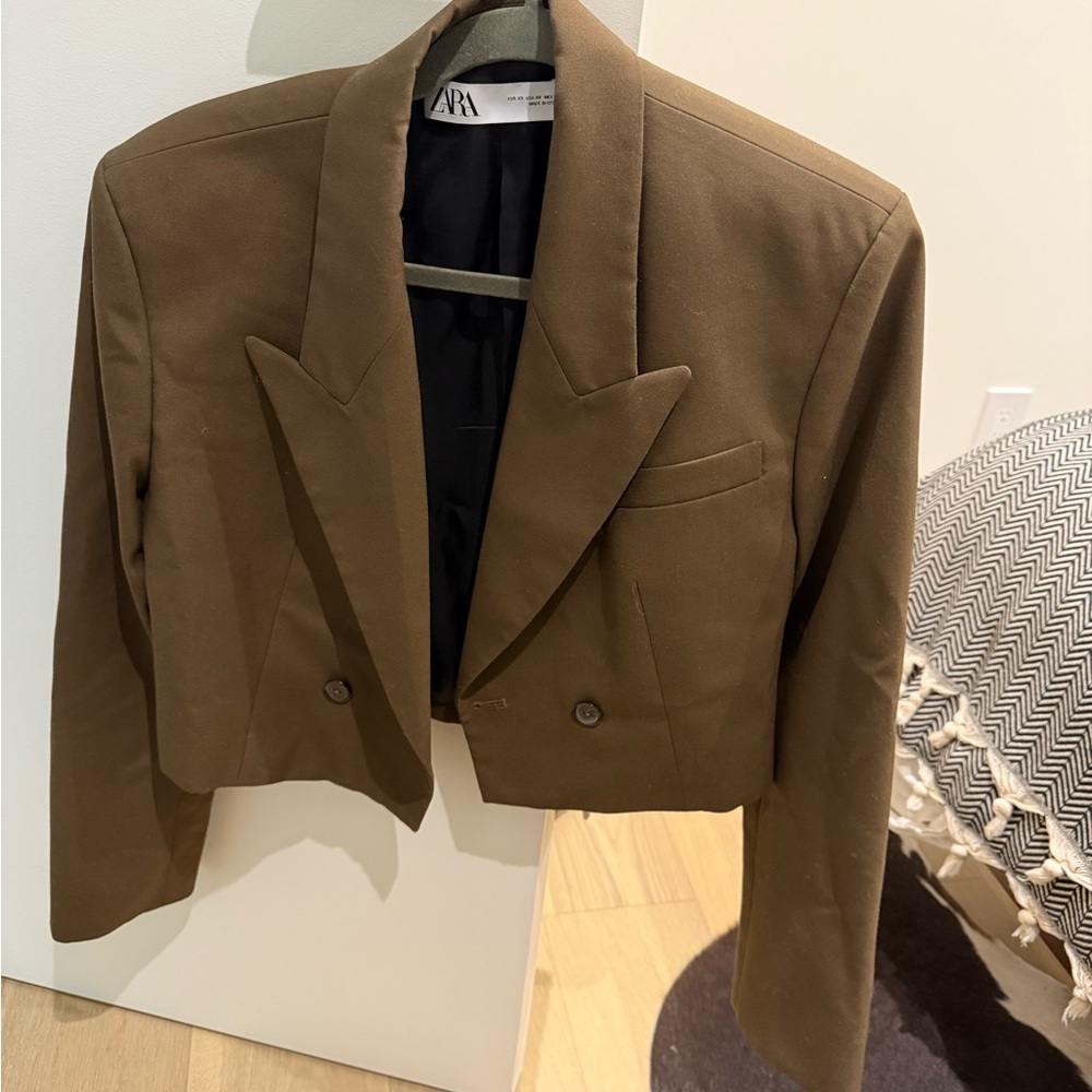 Cropped zara blazer